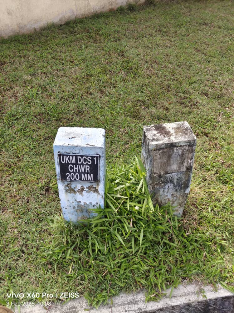 Kerja Ukur Topografi dan Pengesanan Utiliti Bawah Tanah Bagi Menaiktaraf Sistem Bekalan Elektrik di Universiti Kebangsaan Malaysia